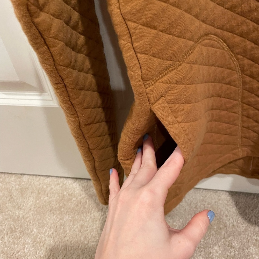NWOT Tan Pullover - Picture 3 of 5
